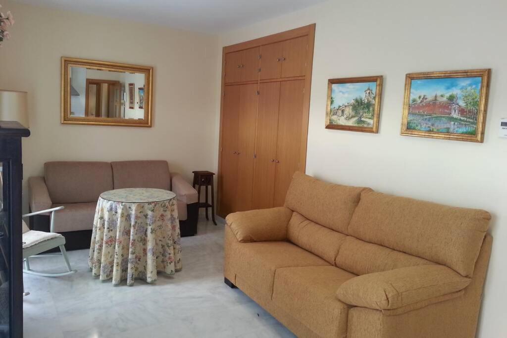Alleanza, Puerta A Santa Cruz เซบีญา ภายนอก รูปภาพ